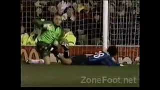 Peter Schmeichel melhor goleiro de todos [upl. by Htebaras]