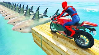 الأبطال الخارقين على القضبان دوامة قمع جسر  SPIDERMAN on Motorcycle in Spiral Bridge Stunt Ride [upl. by Yelwah]