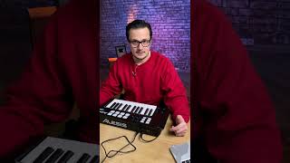 Alesis V25 MkII  Обзор за 36 секунд alesis midicontroller shorts [upl. by Orual]