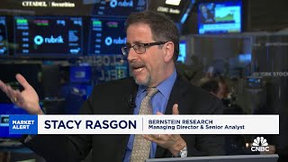 Bernsteins Stacy Rasgon previews Intel shares ahead of earnings [upl. by Mozart]