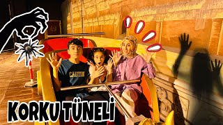 ANNEM İLE KORKU TÜNELİNE GİRDİK  ANNEM KORKTU  LUNA PARK VLOG [upl. by Akinod]