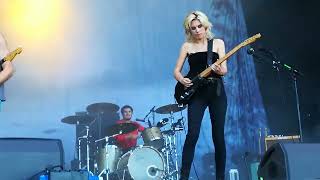 Wolf Alice  Giant Peach Live  Olympiapark Berlin  Lollapalooza 2018  Berlin [upl. by Osmen509]