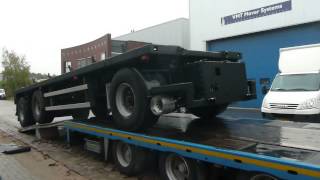 Laden van aanhanger met 30tons rangeersysteem VMT Mover Systems [upl. by Aisyram]