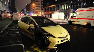 Taxicrash in Kreuzberg [upl. by Treve]