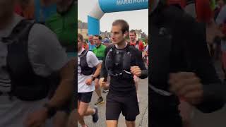 Départ du Marathon de Vannes et du relais entreprises [upl. by Etteniuq20]