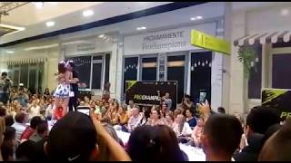 Desfile de Jerónimo Cantillo con Vivian OssaParque Comercial GuacaríSincelejoSucreColombia [upl. by Aisatsan]