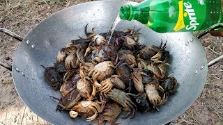 Tasty Fried Crab With Sprite  Field Crab Cooking with Sprite [upl. by Gillette427]