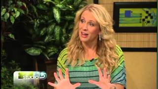 Successful Coparenting After Divorce Julie Hanks LCSW on KSL TVs Studio 5 [upl. by Rednaeel]