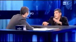 Maradona gesto dellombrello al fisco ed equitalia [upl. by Gazo]