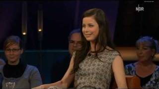 Lena quotIrgendjemand möchte mich hier abfüllenquot  08042011 NDR Talkshow [upl. by Acimak202]