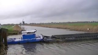 De Kuiper Noordeloos grond aan het varen Met de MANNA 2 van GM Damsteegt [upl. by Assirual]