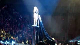 WonderWorld Miley Tour  Simple Song  Tacoma Dome [upl. by Woolley]