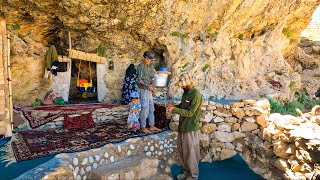 Harvesting wheat in hot weather with Amir and his family  Delicious snacks and resting in the cave [upl. by Ayoj]