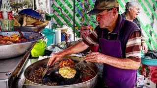 TIPPING STREET TACO STAND 100 DOLLARS in MEXICO [upl. by Sunev858]