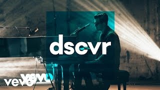 Stanaj  Romantic Live – dscvr ONES TO WATCH 2017 [upl. by Ekeiram801]