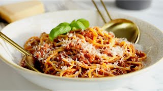 Traditional Spaghetti Bolognese Classic Italian Sauce [upl. by Eilagam]