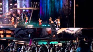 Robbie Williams  Rock Dj  Live at Knebworth [upl. by Duester]